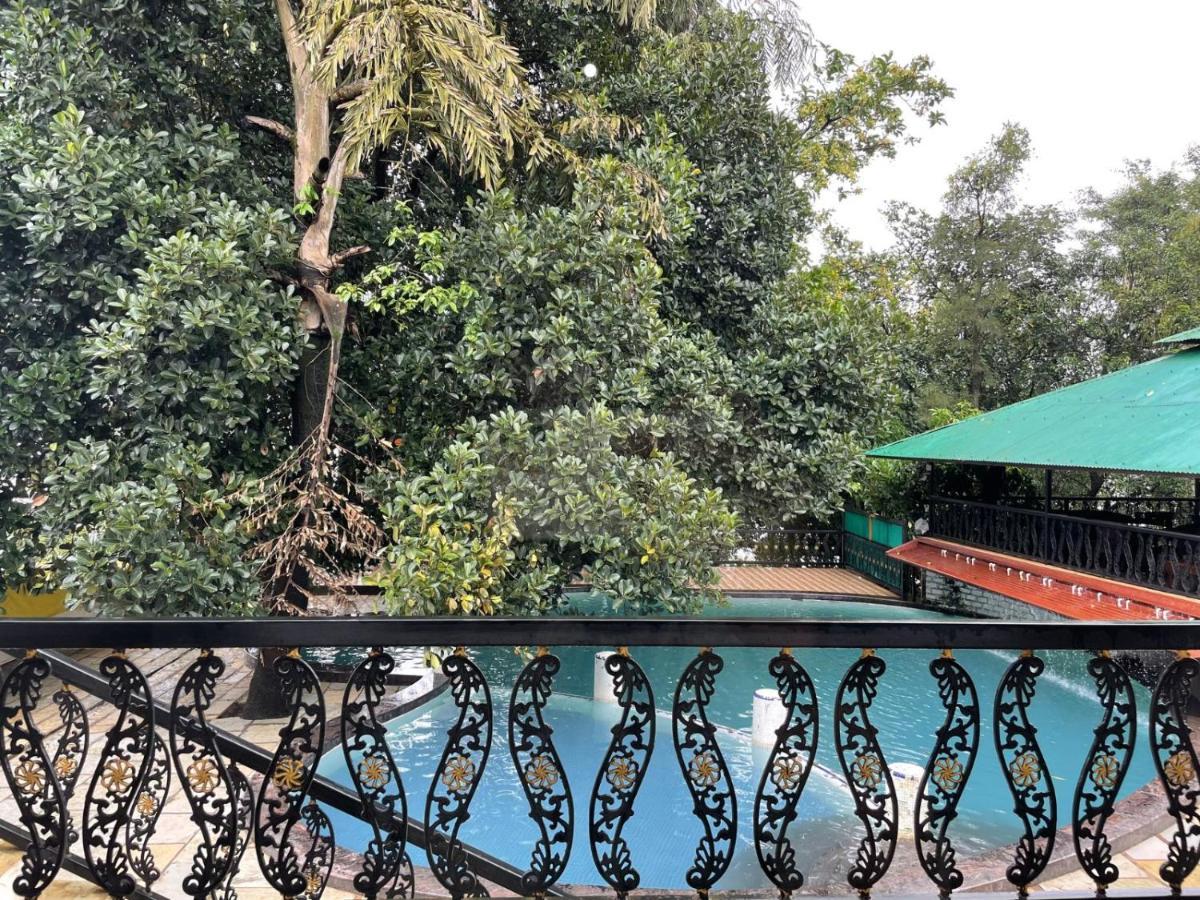 The Green Gate Resort Mulshi Extérieur photo