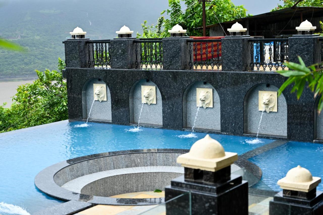 The Green Gate Resort Mulshi Extérieur photo
